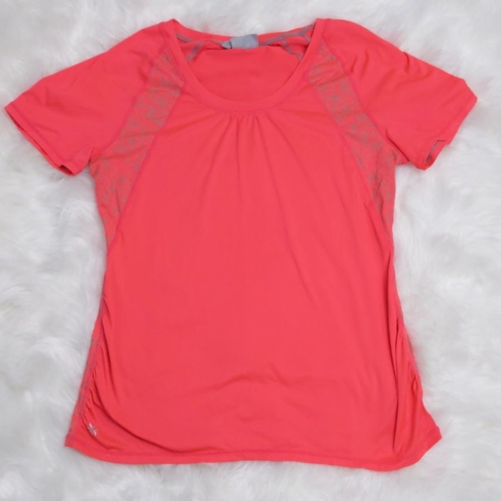 Athleta Activewear T-Shirt Large
